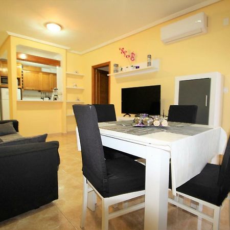 Daniela Apartament Torrevieja Exterior photo