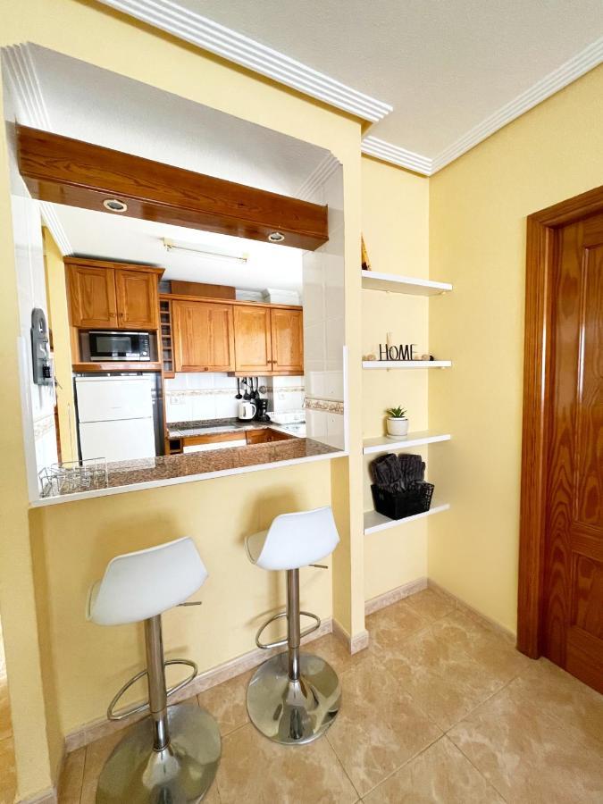 Daniela Apartament Torrevieja Exterior photo