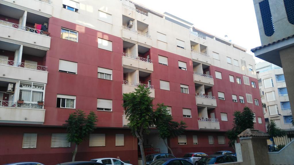 Daniela Apartament Torrevieja Exterior photo